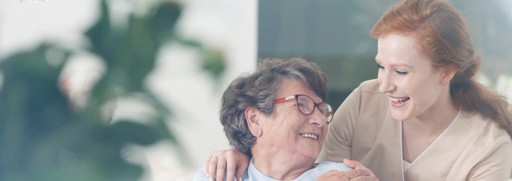 Azians sfeerbeeld, twee vrouwen in de zorg
