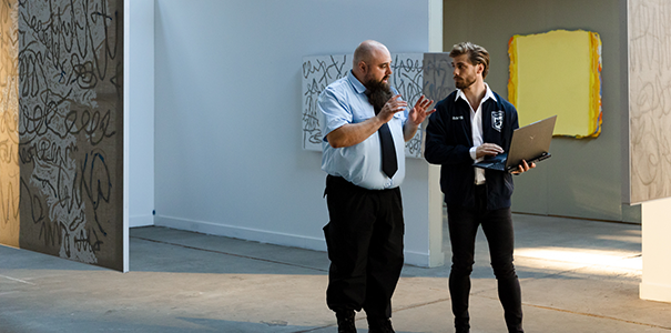 Axians Cyber Squad | Campagnebeeld bewaker en cyber squad personeel